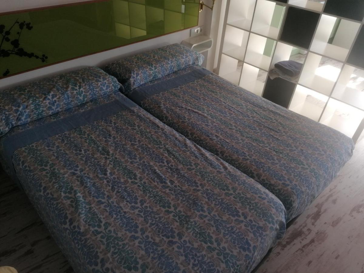 Apartamentos La Vega De Granada Ambroz Eksteriør billede