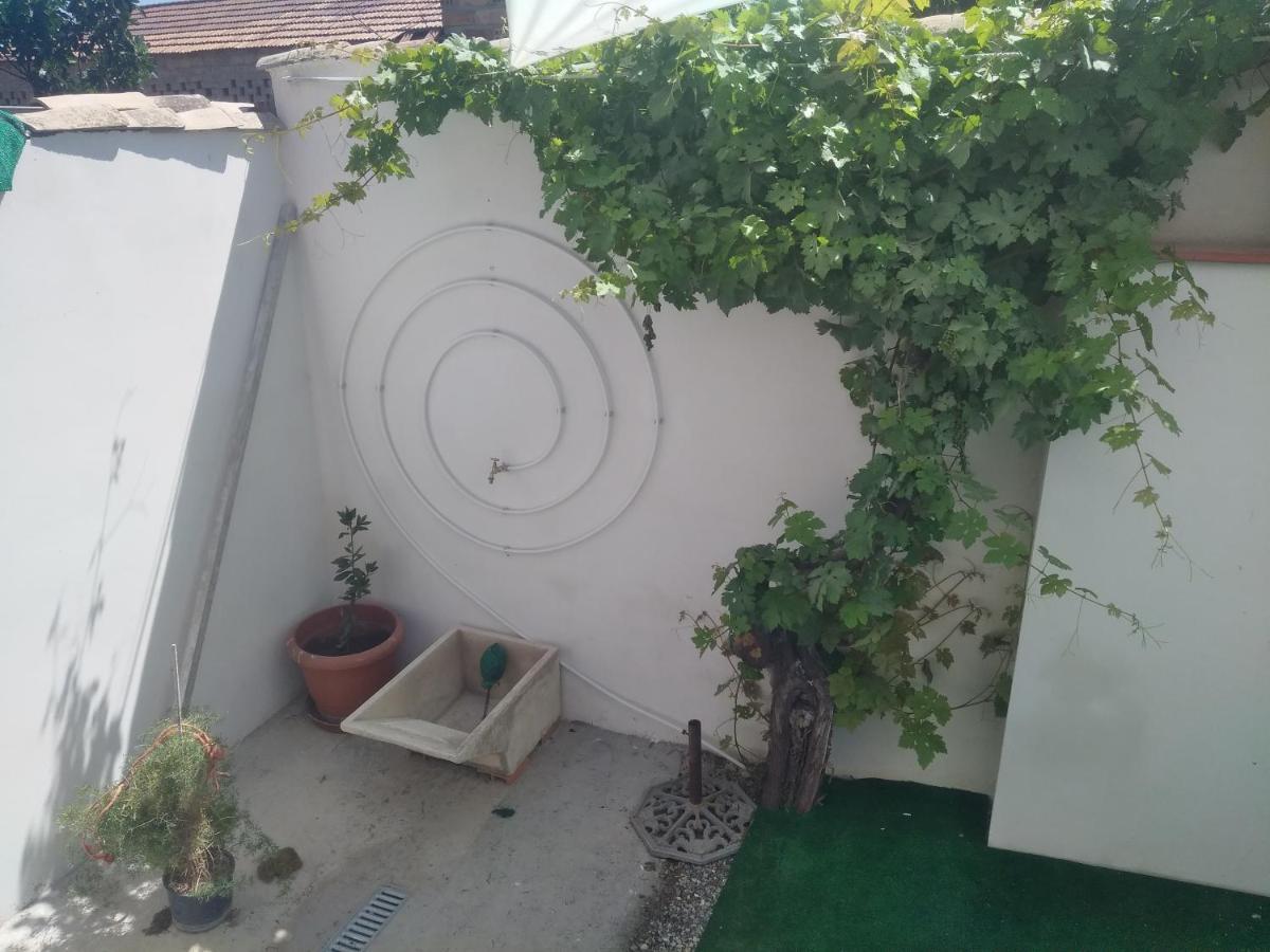 Apartamentos La Vega De Granada Ambroz Eksteriør billede